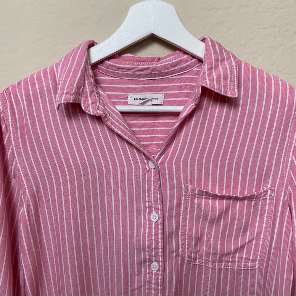 🌟BeachLunchLounge Pink Stripe Button Down Shirt XS - Picture 2 of 6